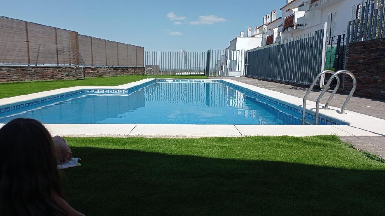 Apartamento Gigonza Segura de León Exteriér fotografie